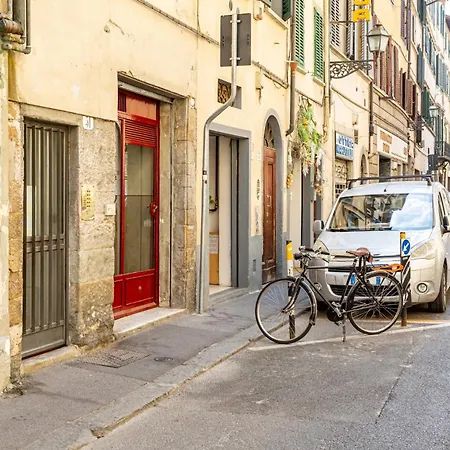 Archi Di San Frediano Lovely 아파트 *